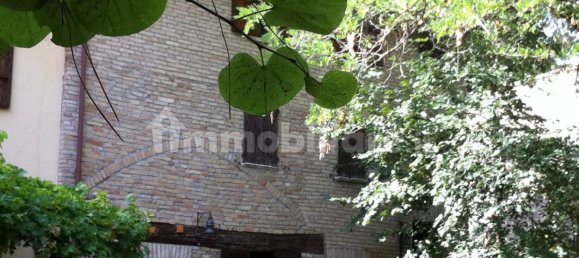 4 bedrooms House in Terre Roveresche, Italy No. 136224 7