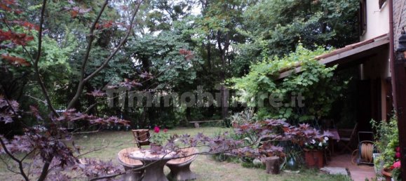 4 bedrooms House in Terre Roveresche, Italy No. 136224 2