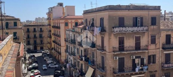 4 Schlafzimmer Wohnung in Palermo, Italy, Nr. 326359 15