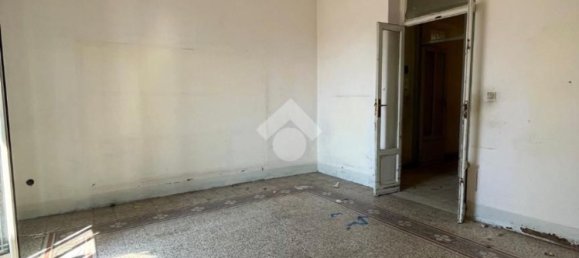 4 Schlafzimmer Wohnung in Palermo, Italy, Nr. 326359 4
