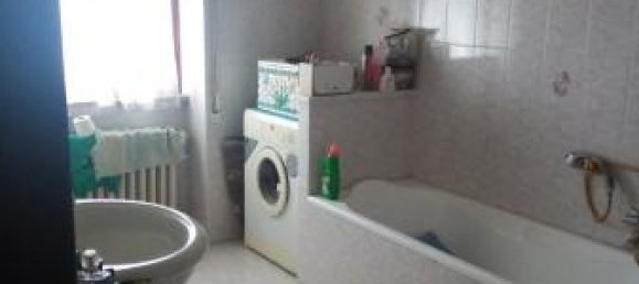 6-salle Appartement à Veroli, Italy No. 75765 9