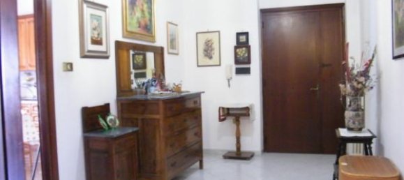 6-salle Appartement à Veroli, Italy No. 75765 11