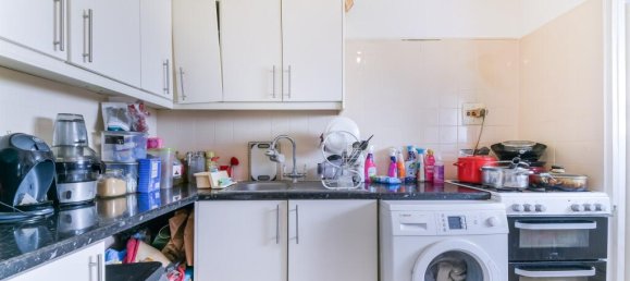 2 bedrooms Apartment in London, United Kingdom No. 9906 12