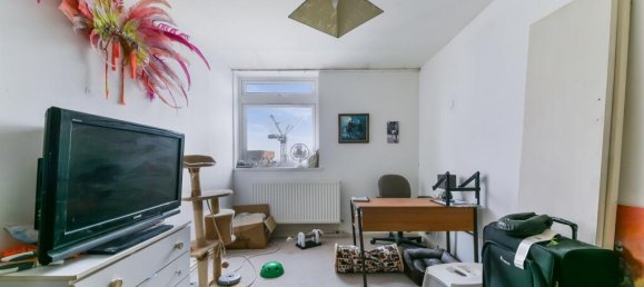 2 bedrooms Apartment in London, United Kingdom No. 9906 18