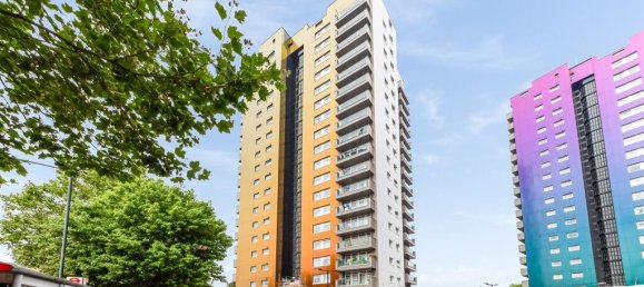 2 bedrooms Apartment in London, United Kingdom No. 9906 4