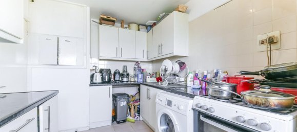 2 bedrooms Apartment in London, United Kingdom No. 9906 14