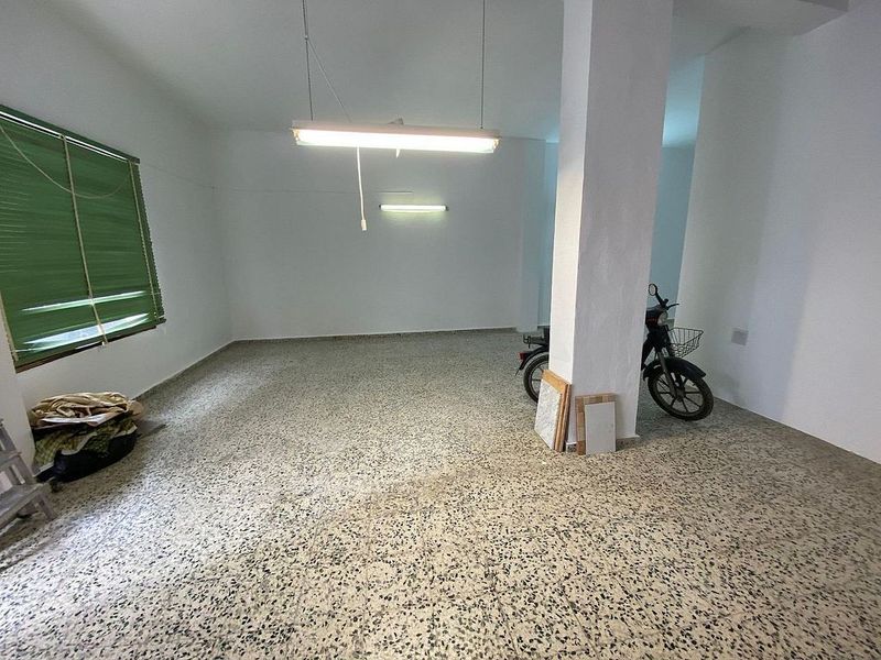 1 bedroom Commercial property in Estepona, Spain No. 227792