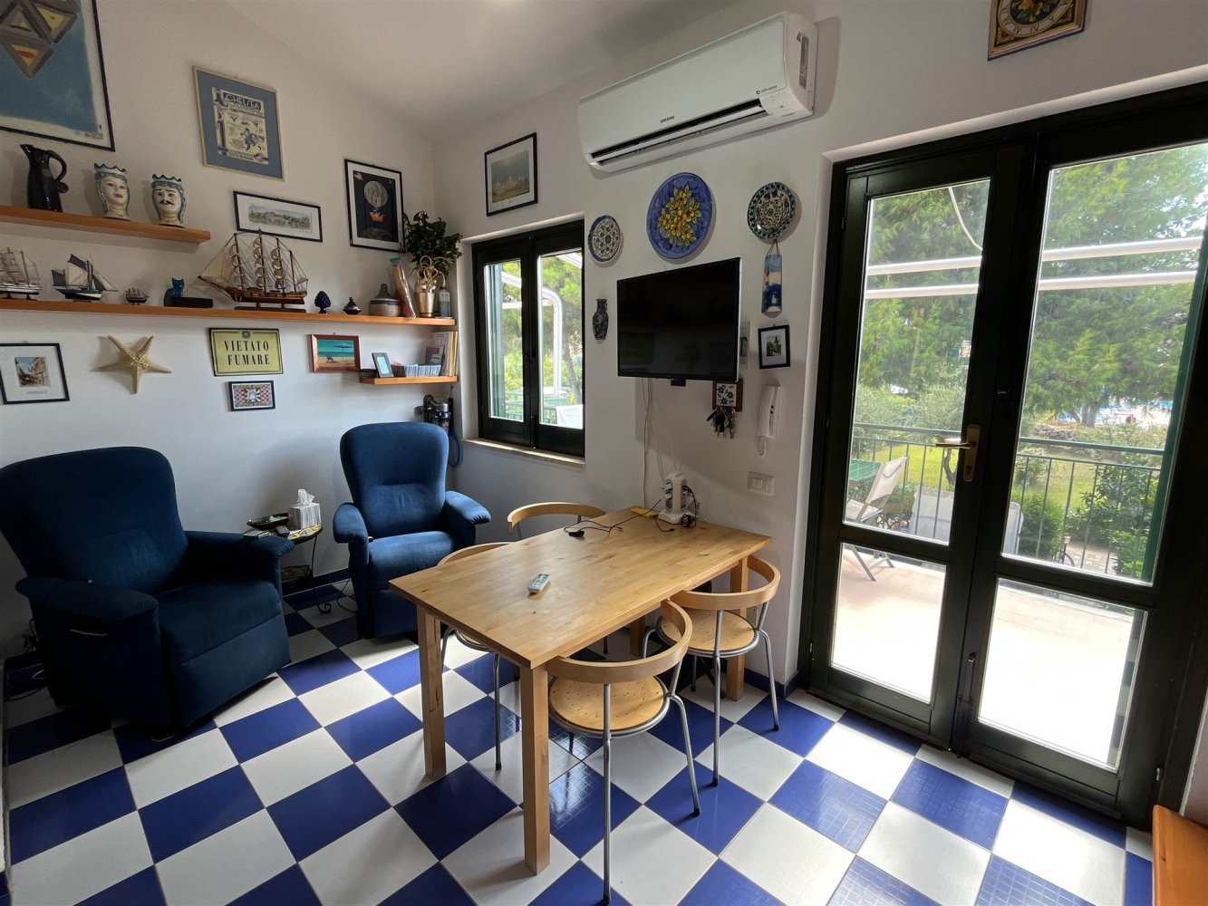 Вилла с 1 спальней в Кампофеличе ди Рочелла, Италия № 299397