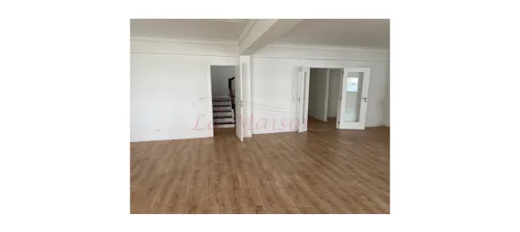 7 bedrooms House in Loures, Portugal No. 166947 9