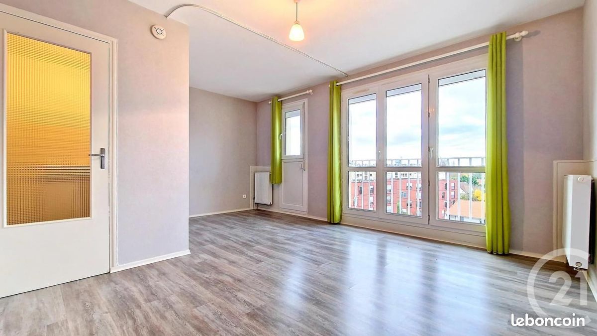 1 bedroom Apartment in Saint-Julien-les-Villas, France No. 155546