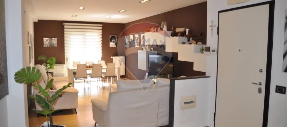 5-salle Appartement à Ragusa, Italy No. 275269 14