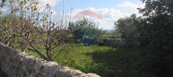 1غرفة قطعة أرض في Noto, Italy رقم 176484 2