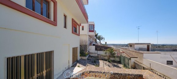 Villa de 8 divisões em Matino, Italy N.º 230673 7