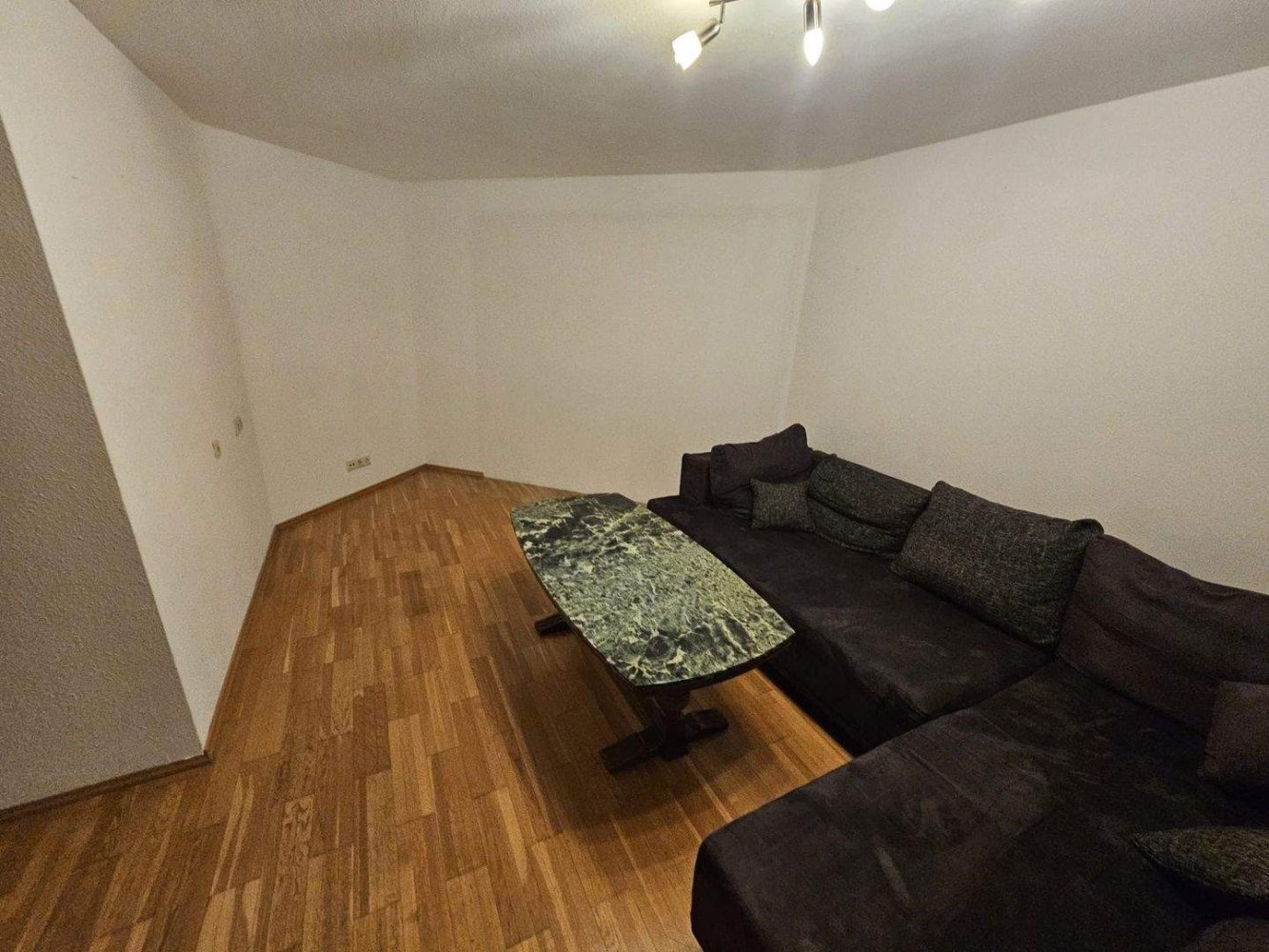 3-salle Appartement à Bregenz, Austria No. 186140