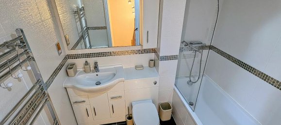 3 bedrooms House in Rainham, United Kingdom No. 10675 62