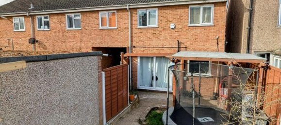 3 bedrooms House in Rainham, United Kingdom No. 10675 64