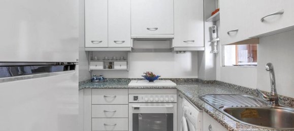 Apartamento de 2 dormitorios en Torrevieja, Spain No. 8851 14