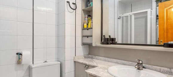 Apartamento de 2 dormitorios en Torrevieja, Spain No. 8851 15