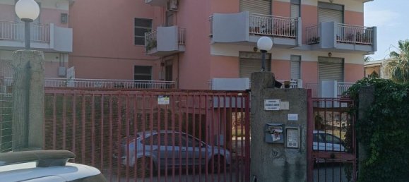 4 rooms Apartment in Messina, Italy No. 263902 10