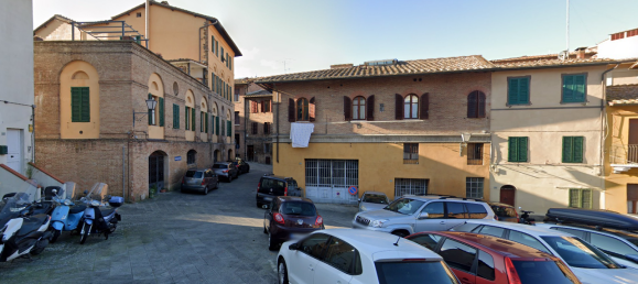 Studio à Siena, Italy No. 82780 6