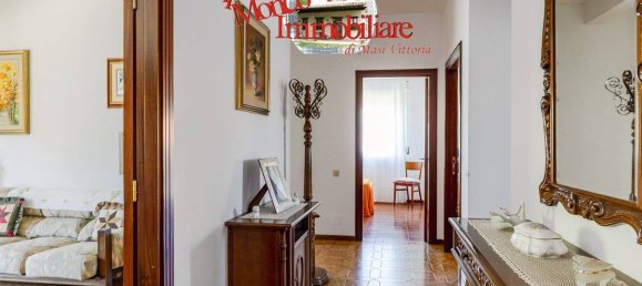 Apartamento de 3 dormitorios en Loreto, Italy No. 340676 3