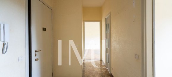 2 bedrooms Apartment in Milan, Italy No. 364990 3