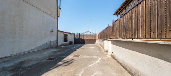 3 rooms Apartment in Ciampino, Italy No. 21777 32