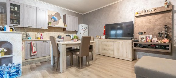 3 rooms Apartment in Ciampino, Italy No. 21777 4