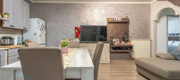 3 rooms Apartment in Ciampino, Italy No. 21777 5