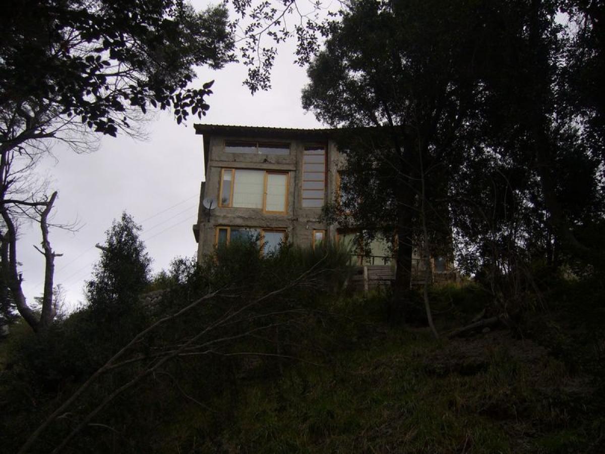 2 bedrooms House in Neuquen, Argentina No. 54966