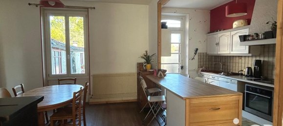 3 bedrooms House in Chalons-en-Champagne, France No. 152047 3