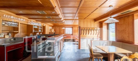 8 rooms House in Trentino-Alto Adige, Italy No. 197468 4