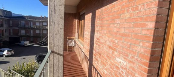 6 rooms Apartment in Barga, Italy No. 9990 31