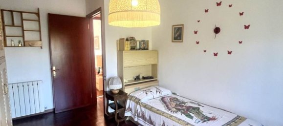 6 rooms Apartment in Barga, Italy No. 9990 25