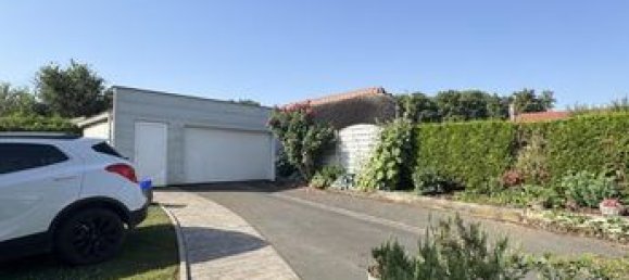 5 bedrooms Villa in Somme, France No. 304622 9