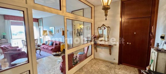 3 bedrooms Apartment in Monza, Italy No. 311303 15