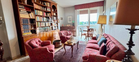 3 bedrooms Apartment in Monza, Italy No. 311303 8