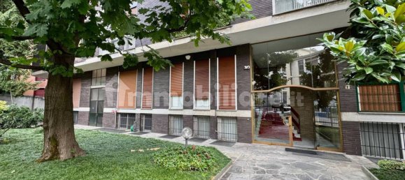 3 bedrooms Apartment in Monza, Italy No. 311303 33