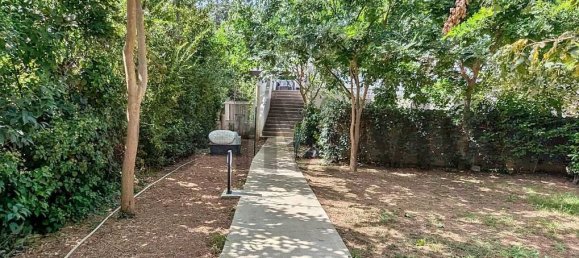 5 bedrooms Villa in Marseille, France No. 203492 17