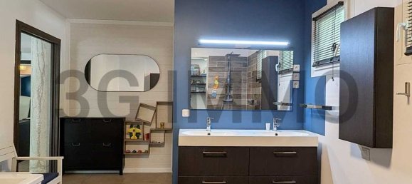 5 bedrooms Villa in Marseille, France No. 203492 8