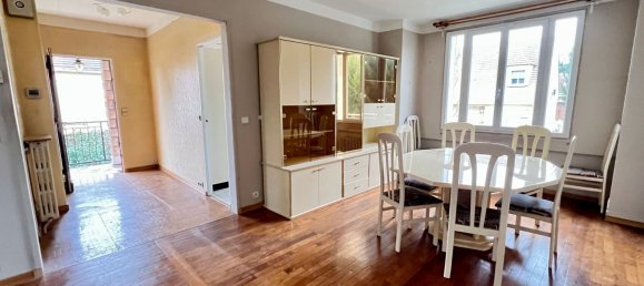 3 chambres Maison à Neuilly-sur-Marne, France No. 146336 2