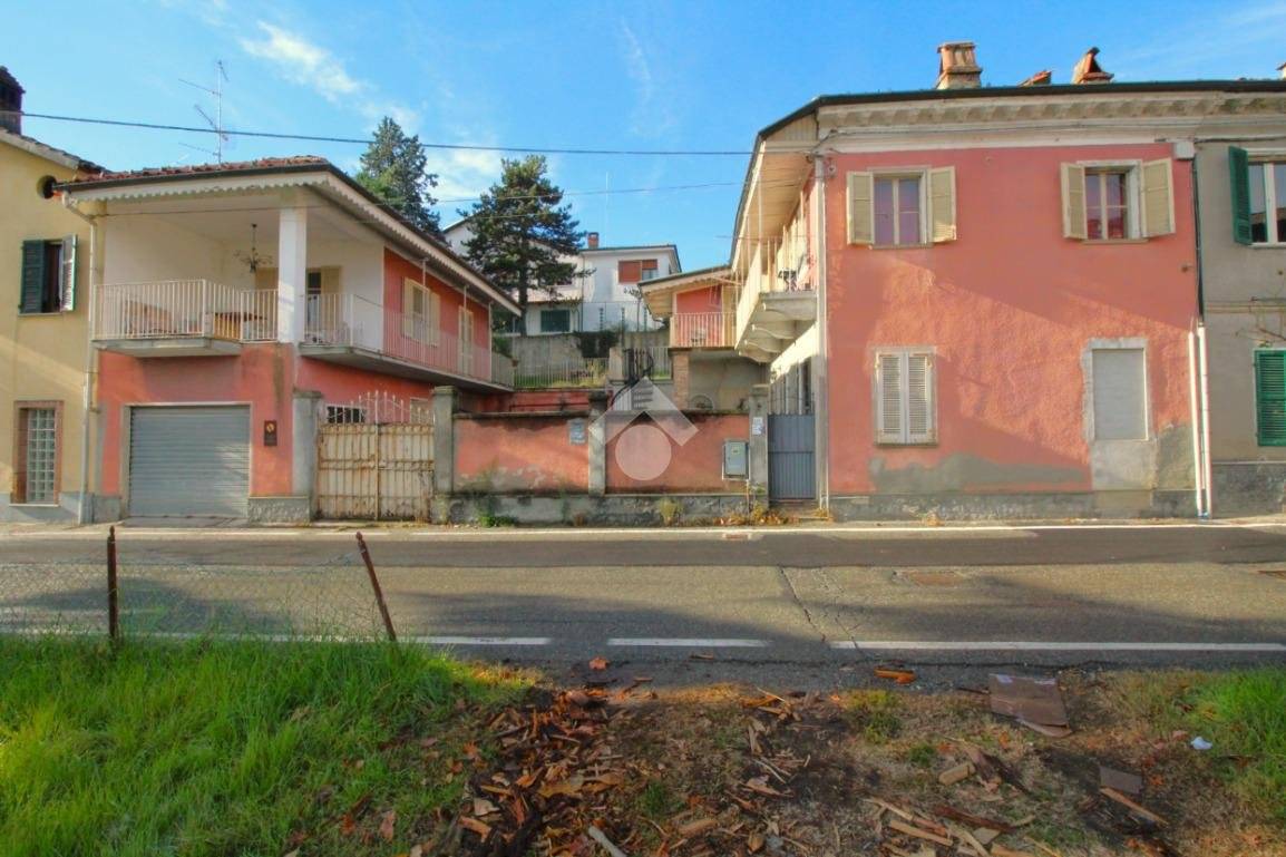 2 bedrooms House in Verrua Savoia, Italy No. 77760
