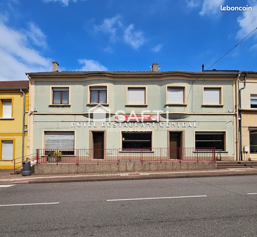 Imóvel comercial em L'Hopital, France 380 m² N.º 152858
