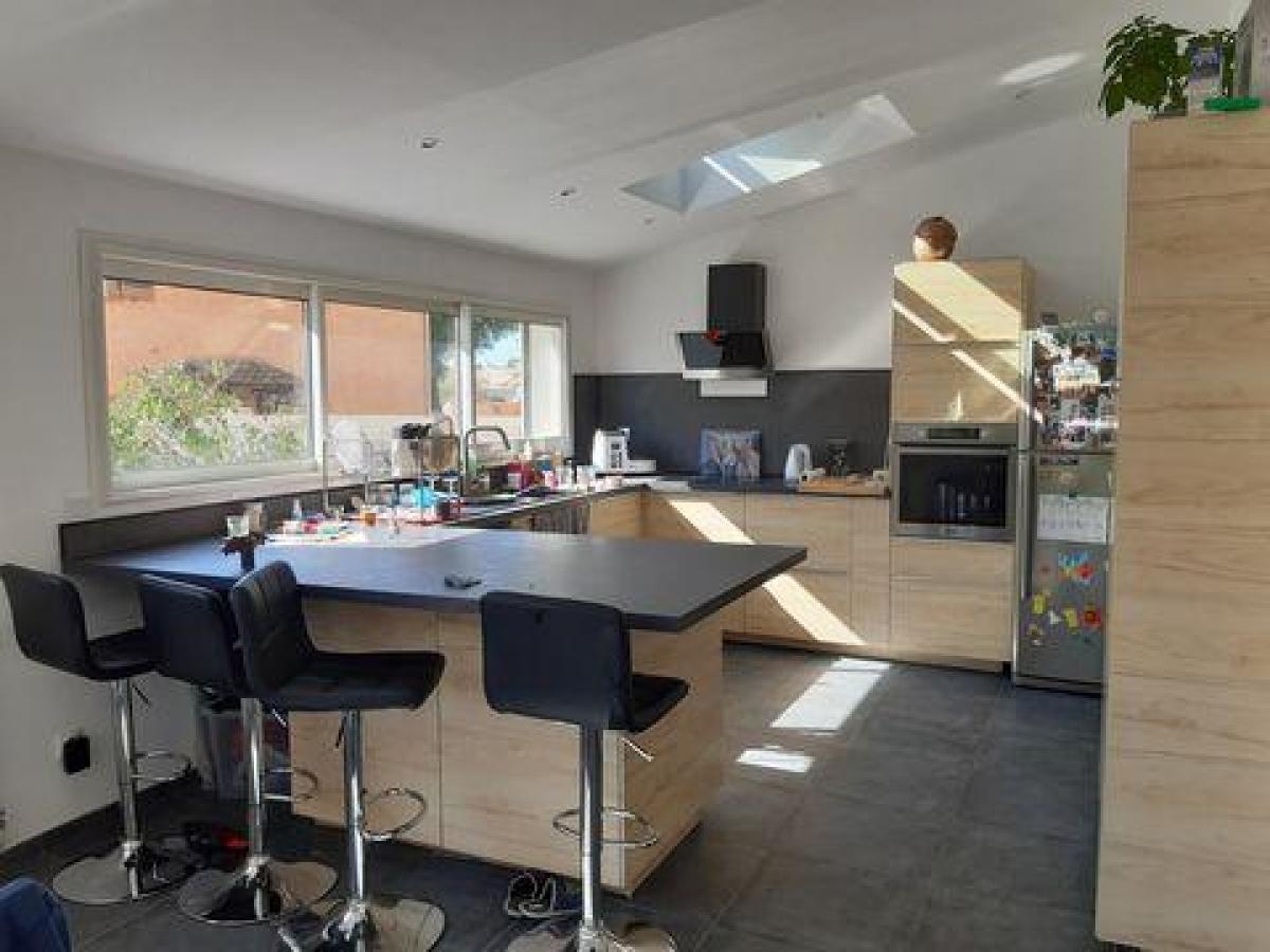 3 Schlafzimmer Laden in Martigues, France, Nr. 18430