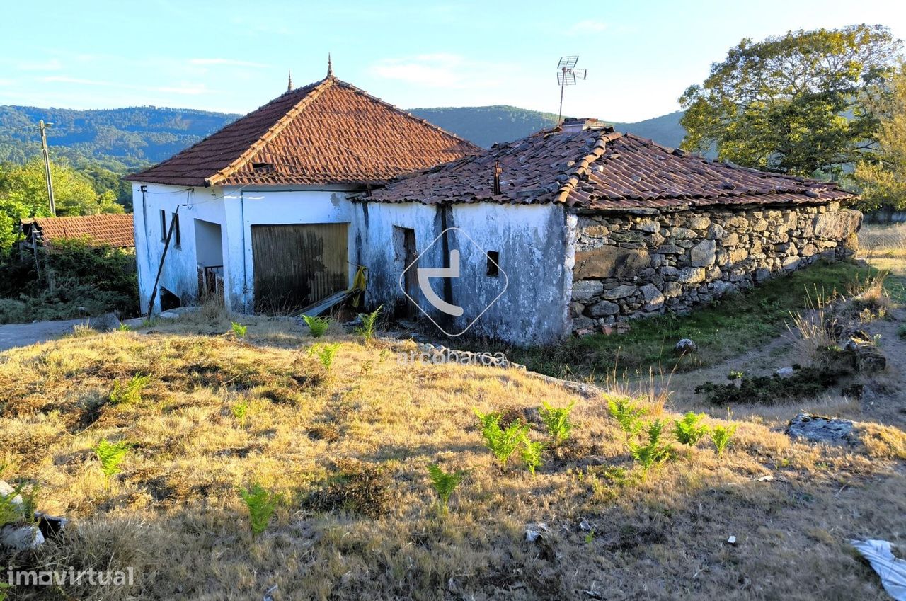 Дом с 2 спальнями в Паредиш ди Кора, Португалия № 211865