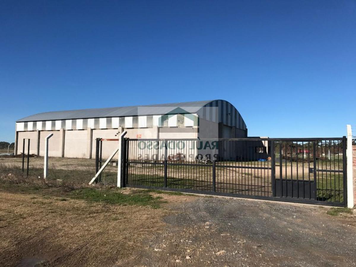 6724m² Building in Buenos Aires, Argentina No. 108323