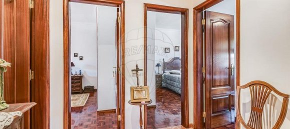 4 غرف نوم فيلا في Amadora, Portugal رقم 48321 9