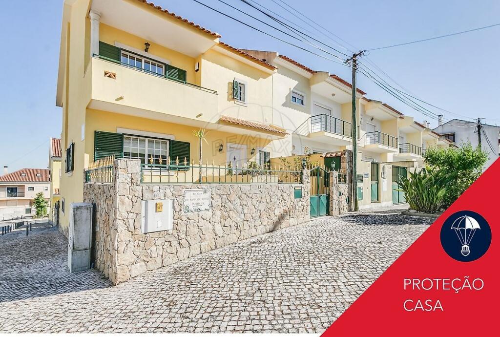 4 غرف نوم فيلا في Amadora, Portugal رقم 48321