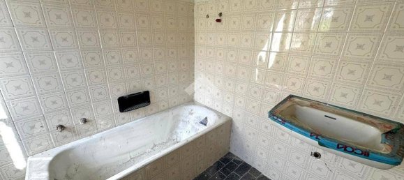 5 bedrooms House in Talamona, Italy No. 119961 5