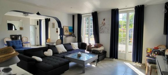 6 bedrooms House in Eure, France No. 354262 5